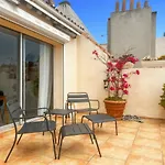 Apartament Opera - Between Sea And Montains